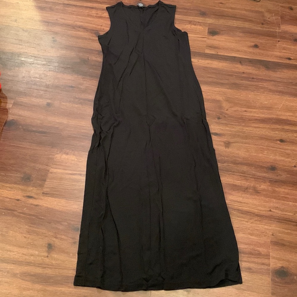 Woman’s black GAP dress